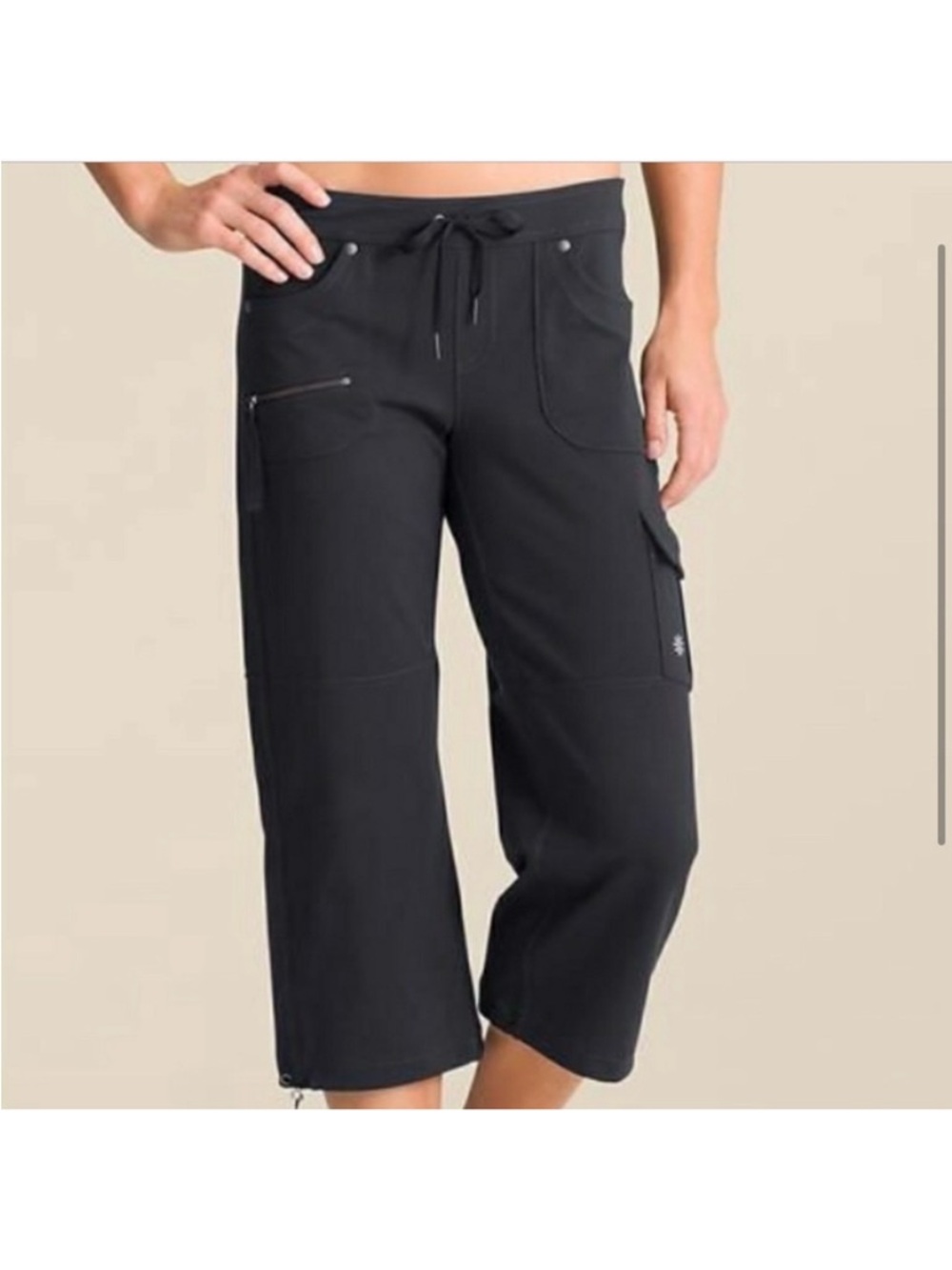 Athleta Bettona Boyfriend Capri Cargo Pants Size Medium Women’s